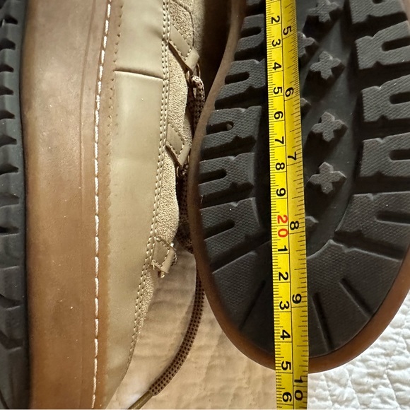 Boots - Picture 14 of 15